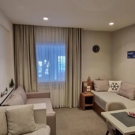 Srebrna Pahulja-konaci Kopaonik